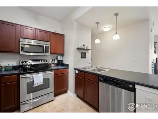 Photo #4: 944532 Listing