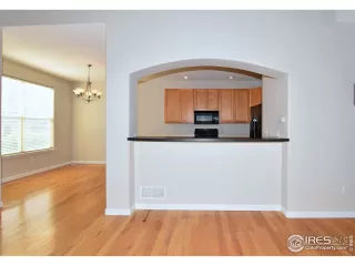 Photo #4: 944565 Listing