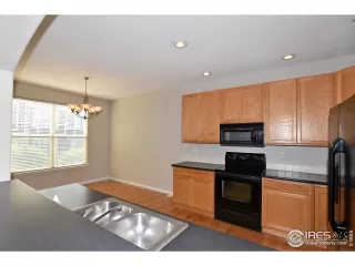 Photo #5: 944565 Listing