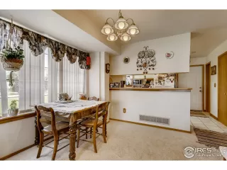 Photo #4: 944598 Listing