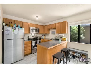 Photo #6: 944620 Listing