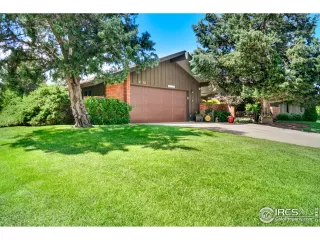 Photo #2: 944621 Listing