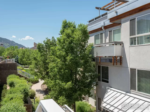 MLS: 944658 Condo For Sale