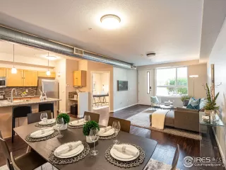 Photo #5: 944658 Listing