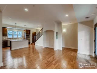 Photo #2: 944665 Listing 