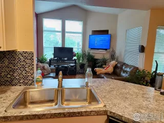 Photo #2: 944695 Listing