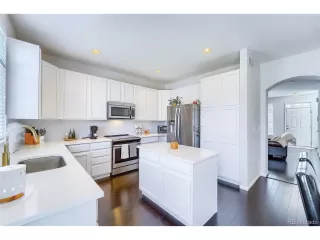 Photo #5: 9447468 Listing