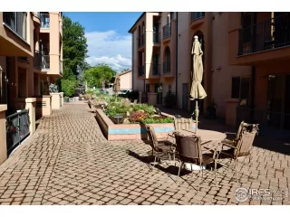 Photo #4: 944812 Listing