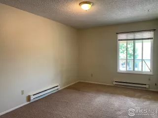 Photo #4: 944819 Listing