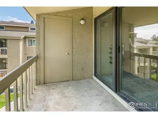 Photo #4: 944823 Listing