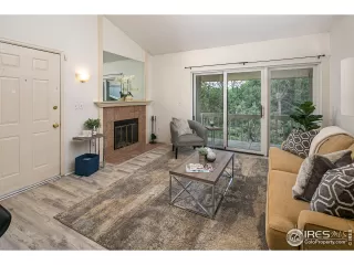 Photo #6: 944823 Listing