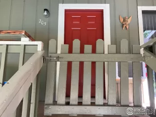 Photo #4: 944840 Listing