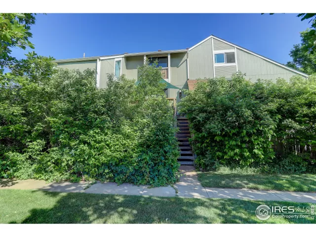 MLS: 944884 Condo For Sale