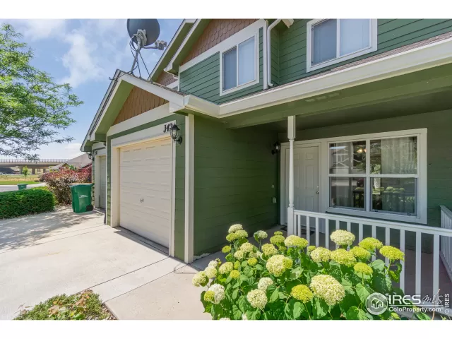 MLS: 944944 Condo For Sale