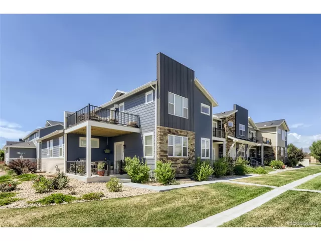 MLS: 9449472 Condo For Sale