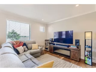 Photo #5: 9449472 Listing