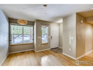 Photo #4: 945005 Listing