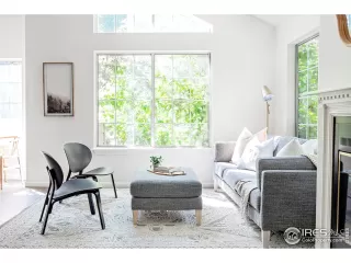 Photo #3: 945034 Listing