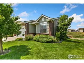 Photo #2: 945097 Listing