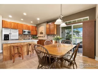 Photo #6: 945097 Listing