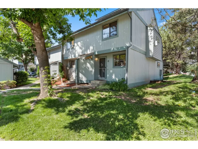 MLS: 945136 Condo For Sale