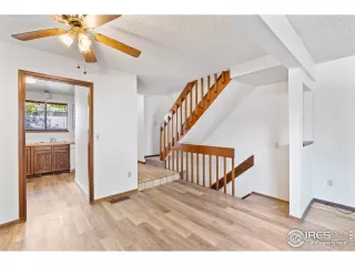 Photo #2: 945136 Listing