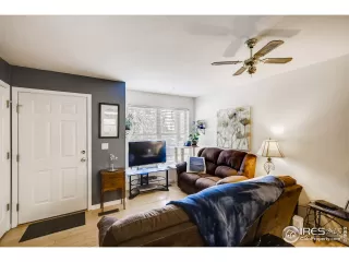 Photo #2: 945145 Listing