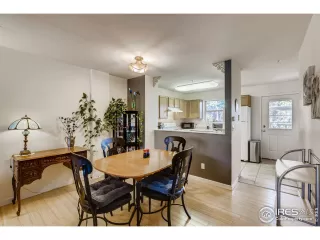 Photo #3: 945145 Listing