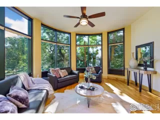 Photo #5: 945190 Listing