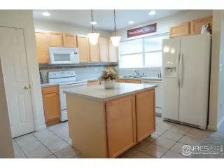 Photo #5: 945208 Listing