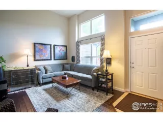 Photo #6: 945218 Listing