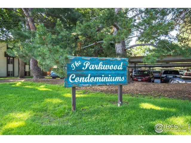 MLS: 945241 Condo For Sale