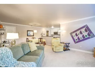 Photo #4: 945241 Listing