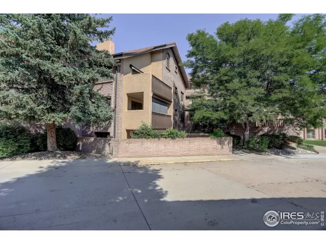 MLS: 945258 Condo For Sale