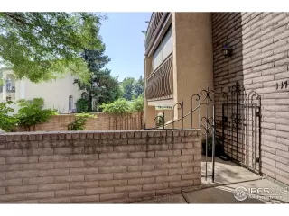 Photo #4: 945258 Listing