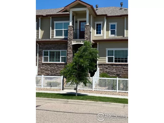 MLS: 945362 Condo For Sale