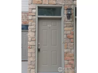 Photo #2: 945398 Listing