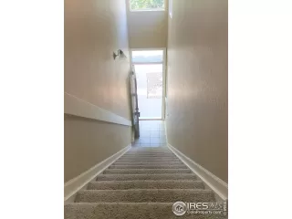 Photo #5: 945398 Listing