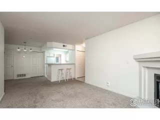 Photo #6: 945405 Listing