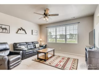 Photo #6: 945440 Listing