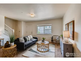 Photo #2: 945450 Listing