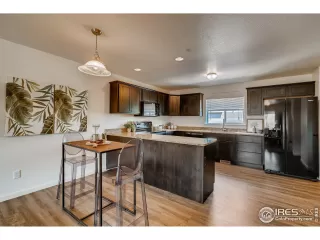 Photo #4: 945450 Listing