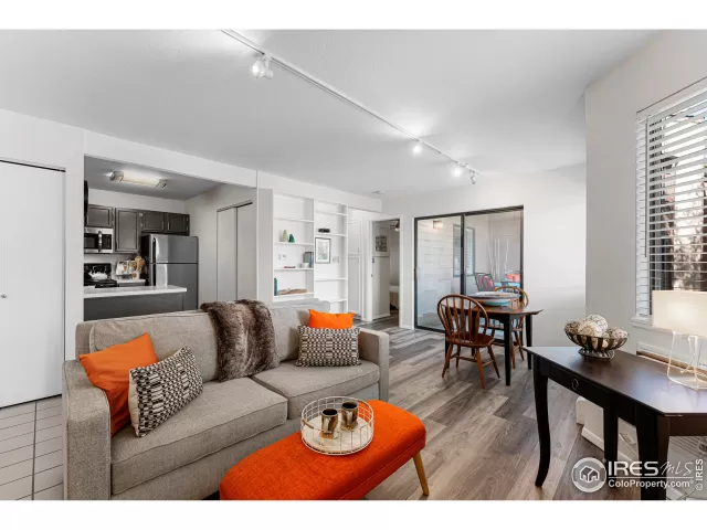 MLS: 945454 Condo For Sale