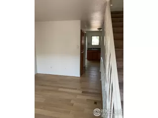 Photo #2: 945478 Listing