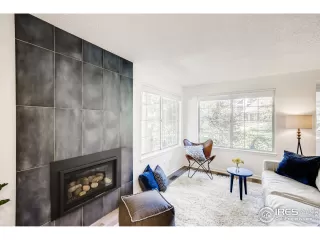 Photo #5: 945549 Listing