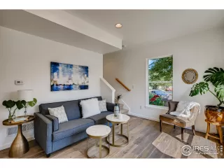 Photo #3: 945550 Listing 