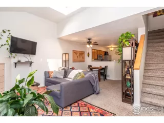 Photo #3: 945554 Listing