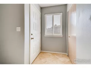 Photo #6: 945561 Listing 