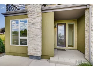 Photo #2: 945636 Listing