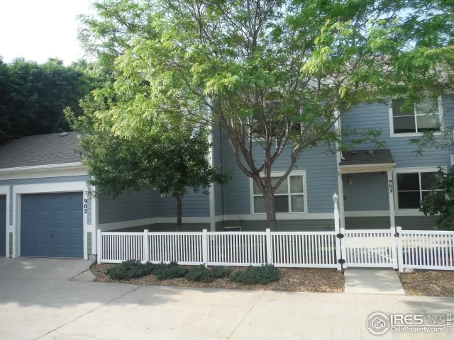 MLS: 945652 Condo For Sale